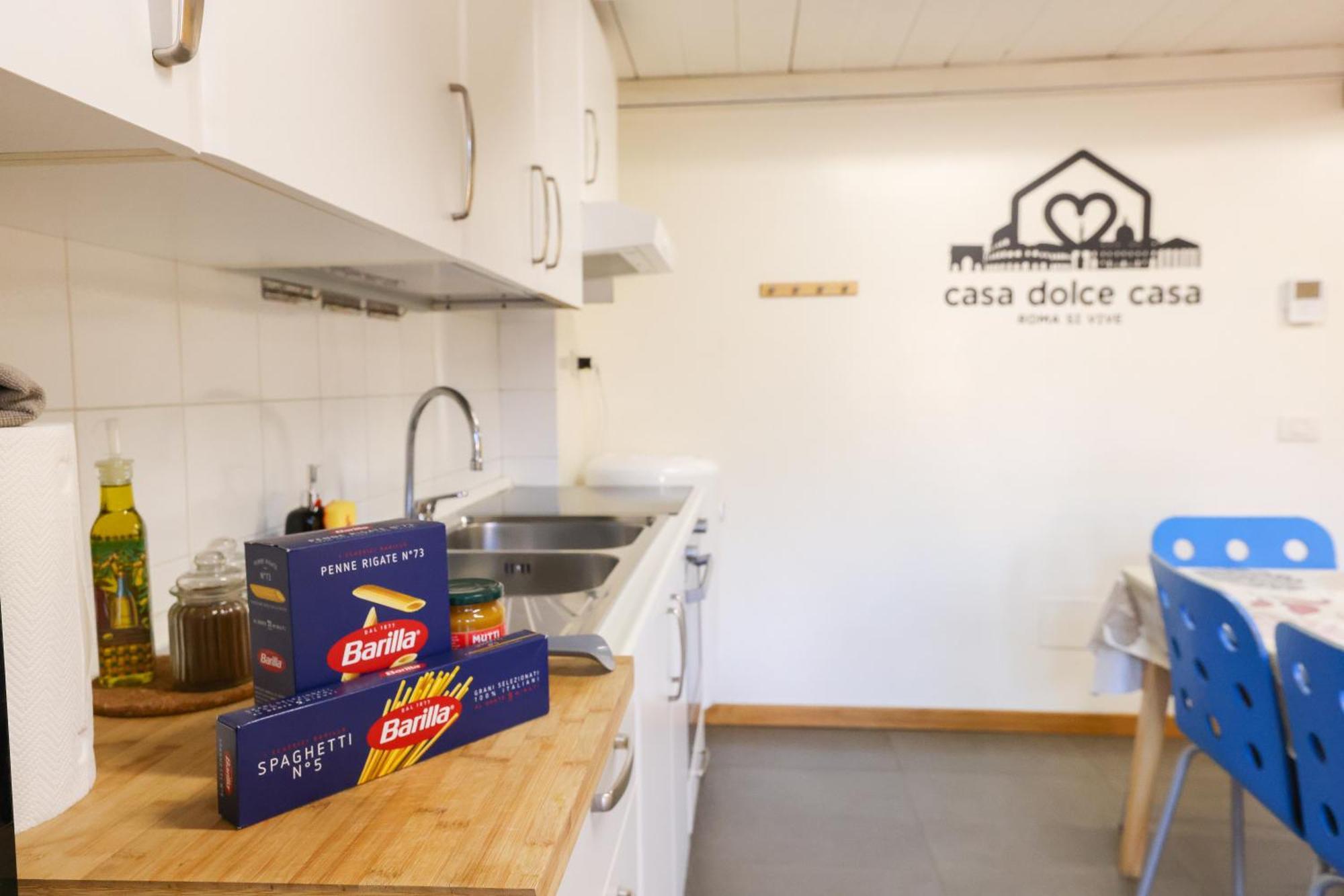 Casa Dolce Casa Apartment โรม ภายนอก รูปภาพ